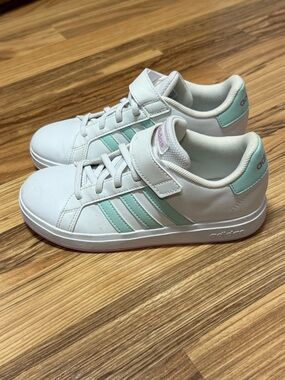 Adidas Kids Grand Court 2.0 Shoes, 2